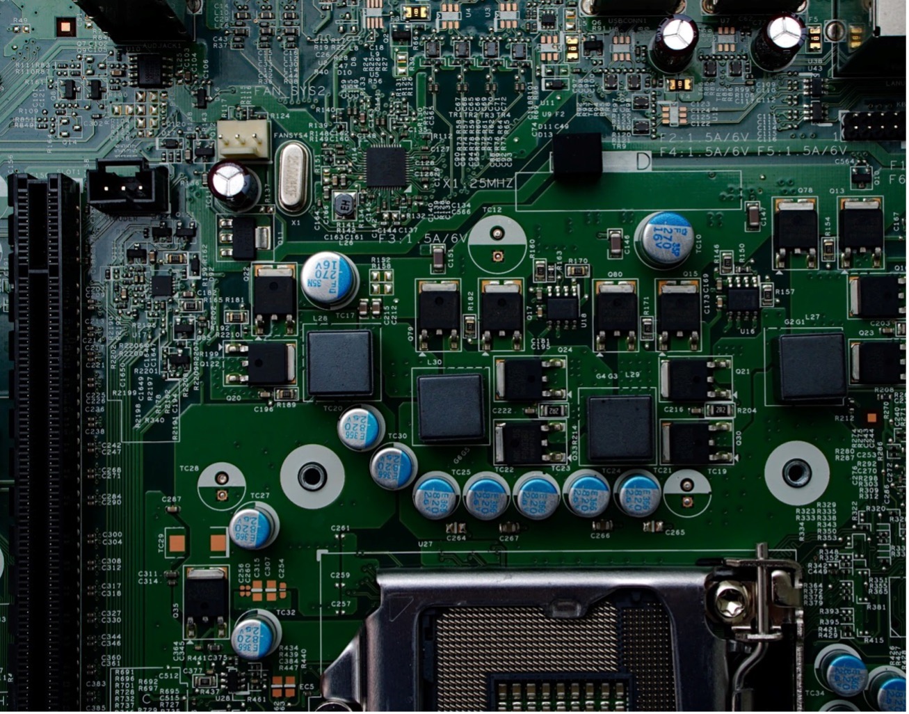 motherboard-closeup-article-image